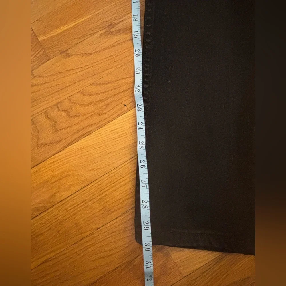 Levi's Black Skinny Jeans with Tapered Leg